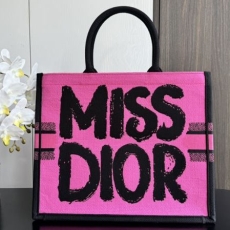 Christian Dior Shopping Bags